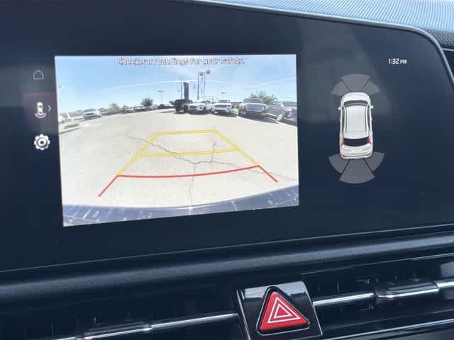 Thumbnail: 2023 Kia Niro - 23