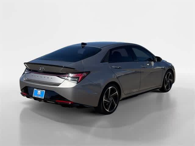 Thumbnail: 2022 Hyundai Elantra - 13