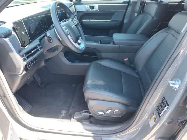 2026 Hyundai Santa Fe Limited - Photo 13