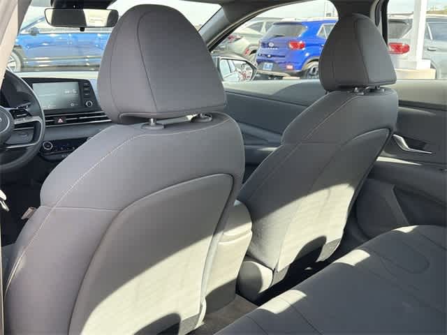 Thumbnail: 2023 Hyundai Elantra - 15