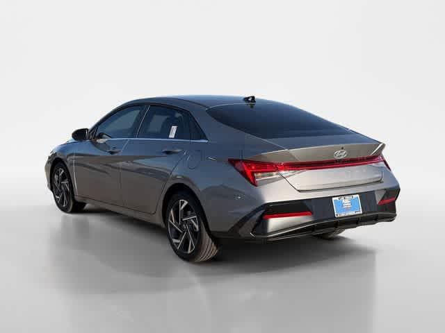 Thumbnail: 2026 Hyundai Elantra - 3