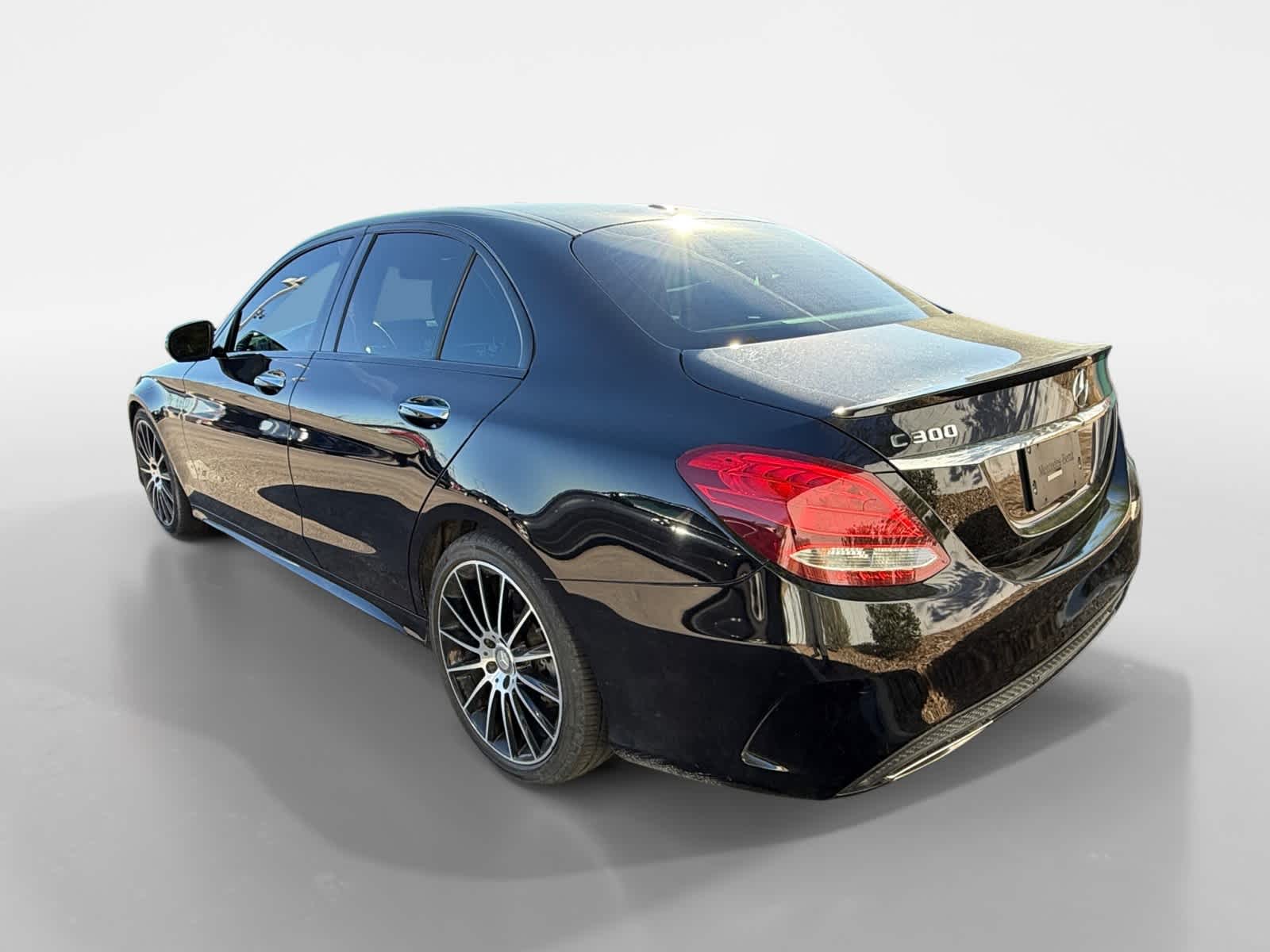 Thumbnail: 2017 Mercedes-Benz C-Class - 4