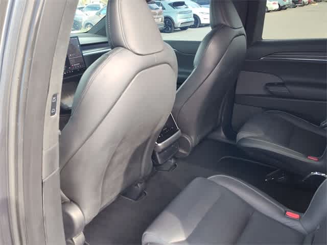 Thumbnail: 2023 Tesla Model X - 21