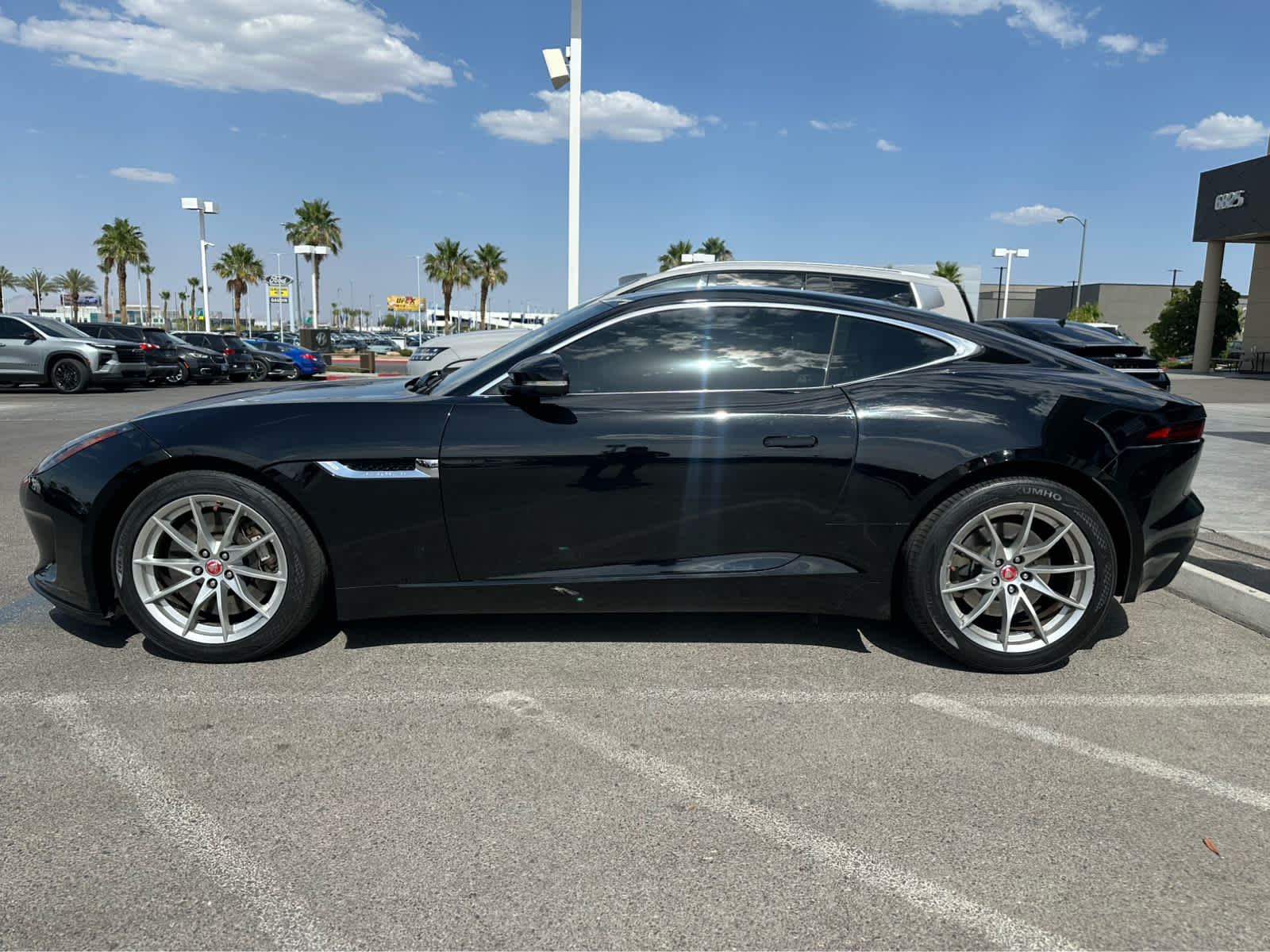 Thumbnail: 2018 Jaguar F-Type - 11