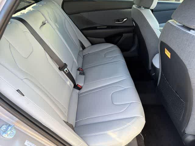 Thumbnail: 2026 Hyundai Elantra - 18