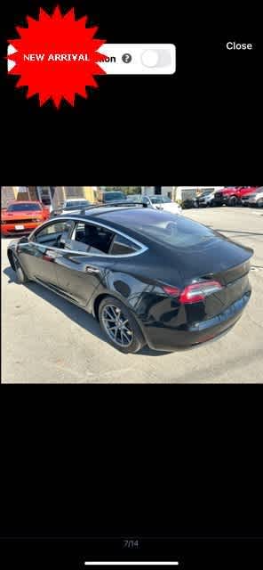 Thumbnail: 2018 Tesla Model 3 - 11