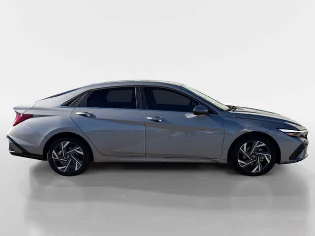 Thumbnail: 2026 Hyundai Elantra - 6