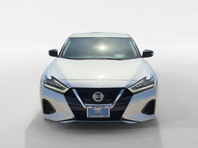 Thumbnail: 2021 Nissan Maxima - 8