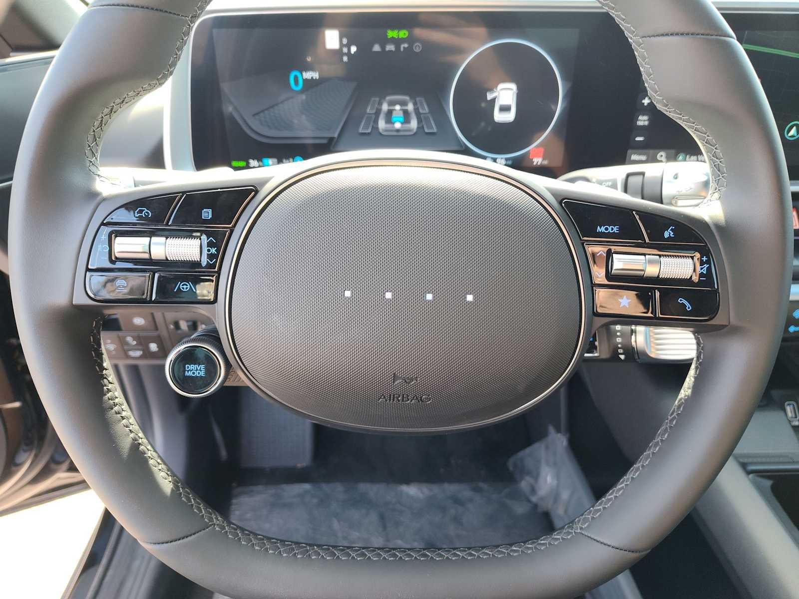 Thumbnail: 2023 Hyundai Ioniq 6 - 16