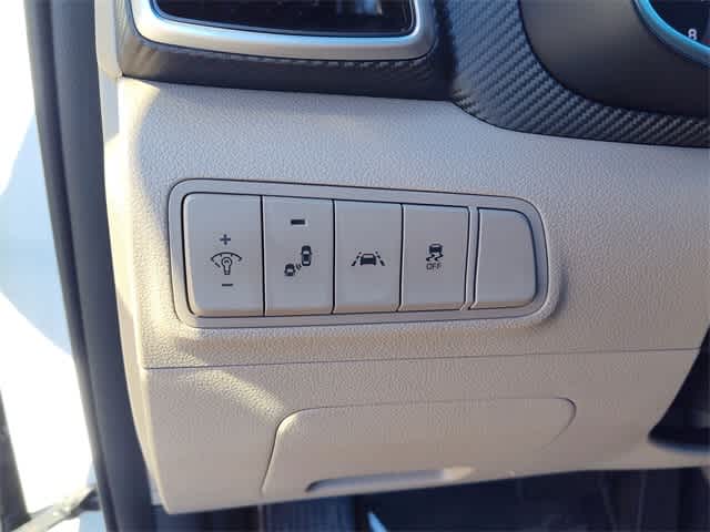 Thumbnail: 2019 Hyundai Tucson - 18