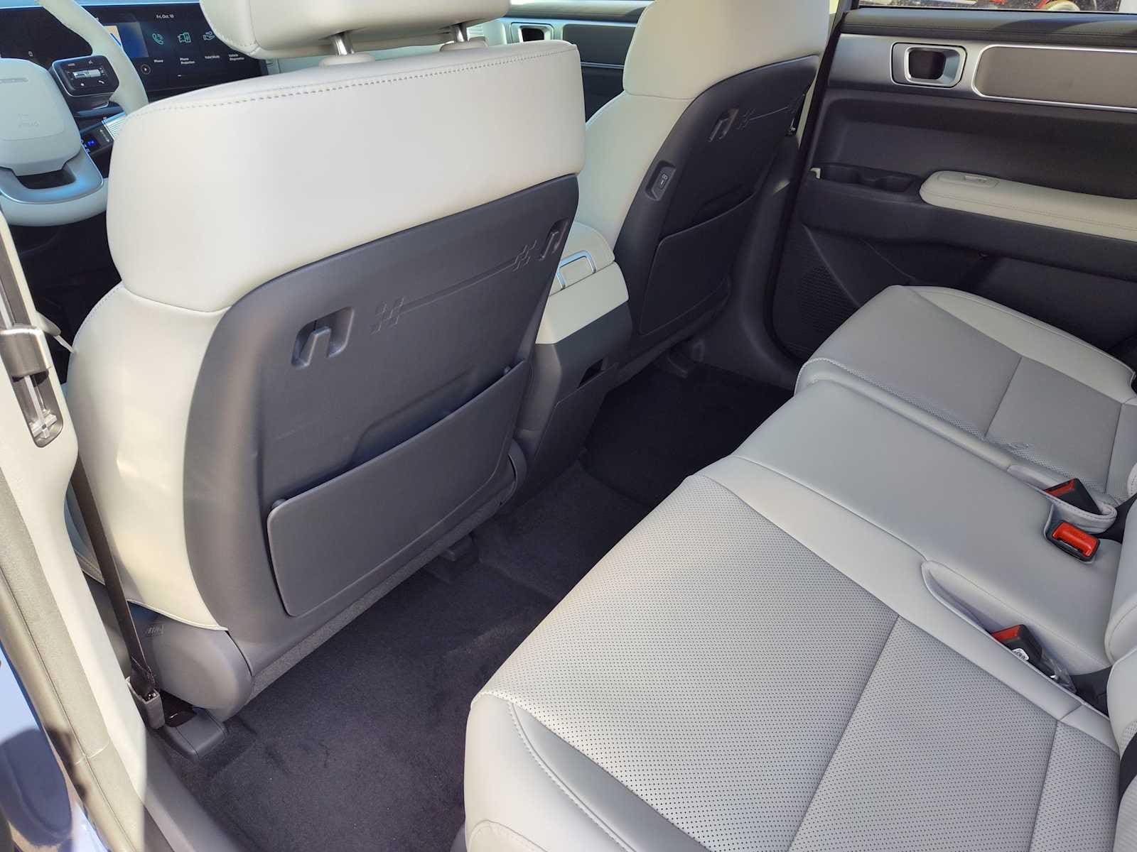 Thumbnail: 2026 Hyundai Santa Fe - 15