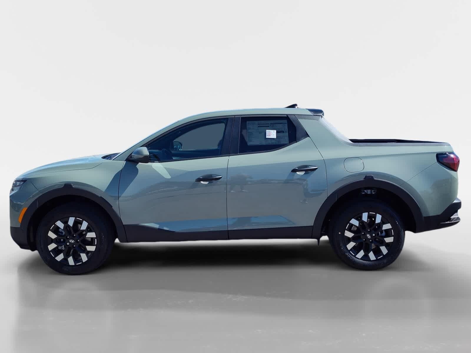 2026 Hyundai Santa Cruz SE photo 2