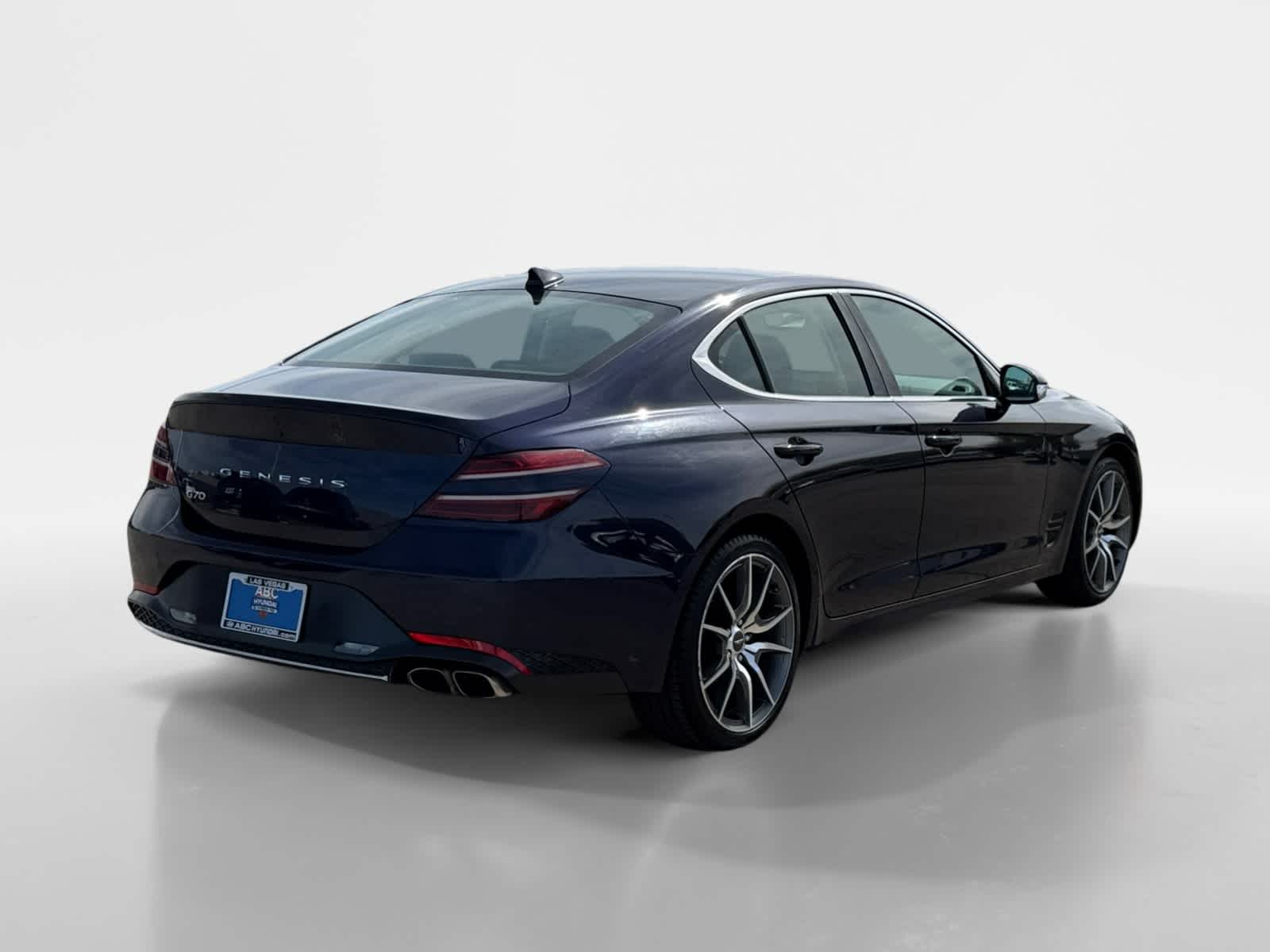 Thumbnail: 2023 Genesis G70 - 5