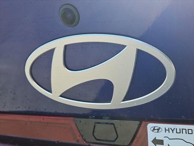 Thumbnail: 2025 Hyundai Elantra - 10