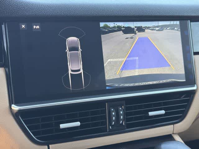 Thumbnail: 2019 Porsche Cayenne - 23