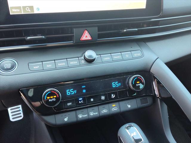 2025 Hyundai Elantra SE 20