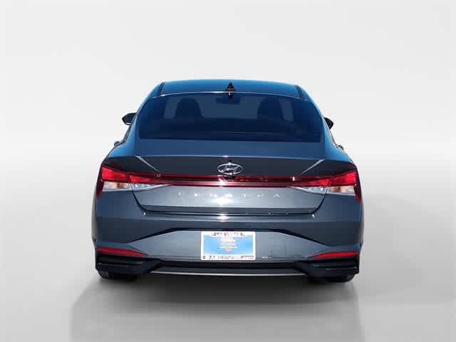 Thumbnail: 2023 Hyundai Elantra - 4
