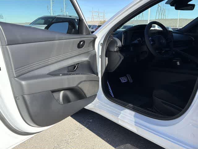 Thumbnail: 2026 Hyundai Elantra - 10