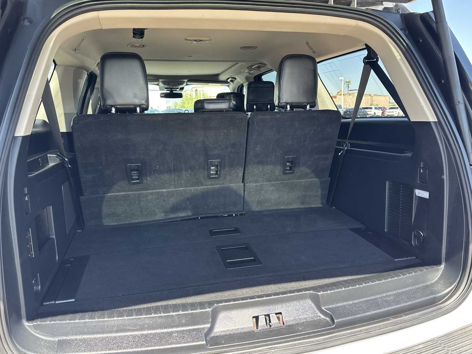 Thumbnail: 2020 Ford Expedition MAX - 28
