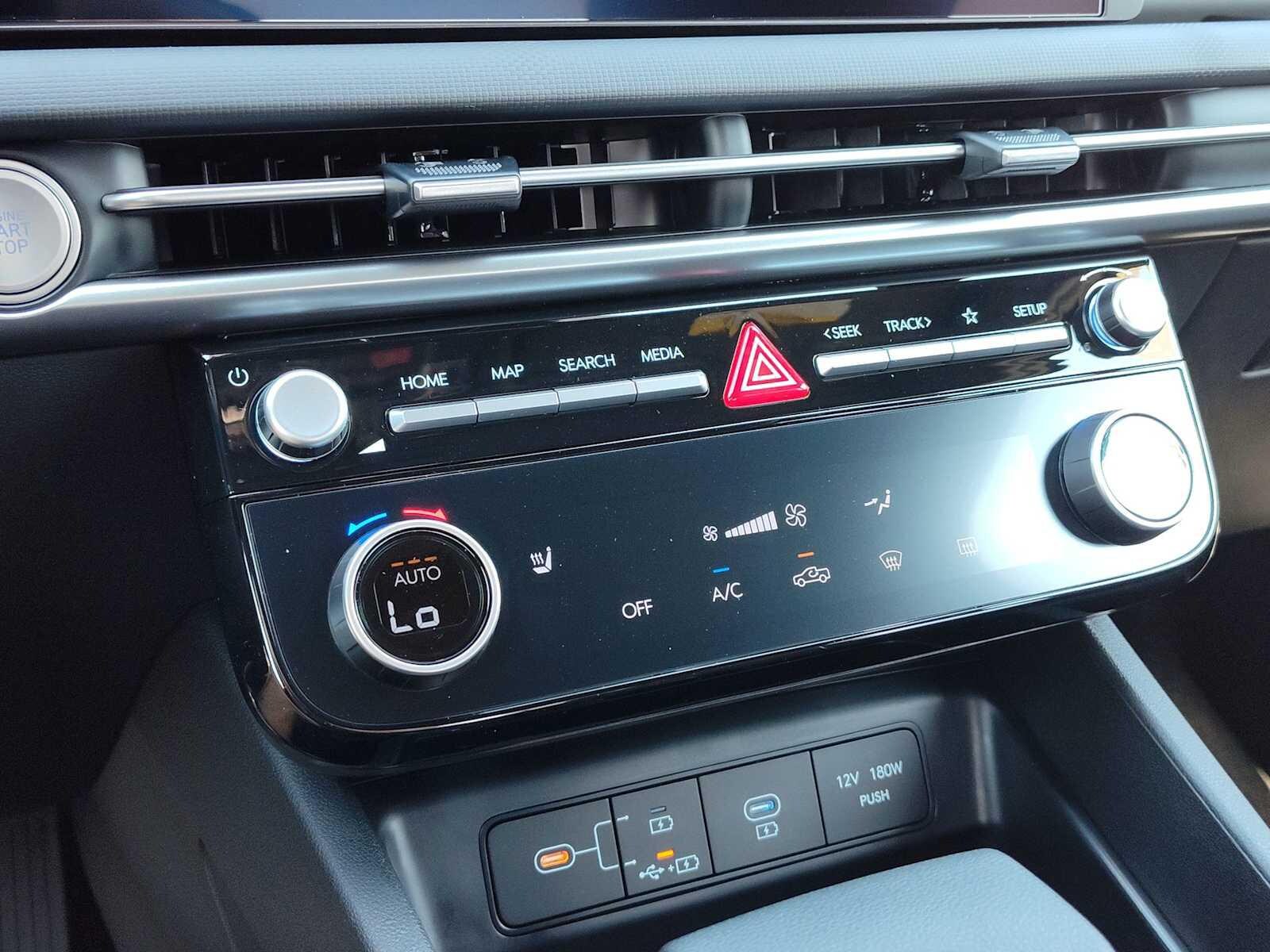 Thumbnail: 2026 Hyundai Santa Cruz - 20