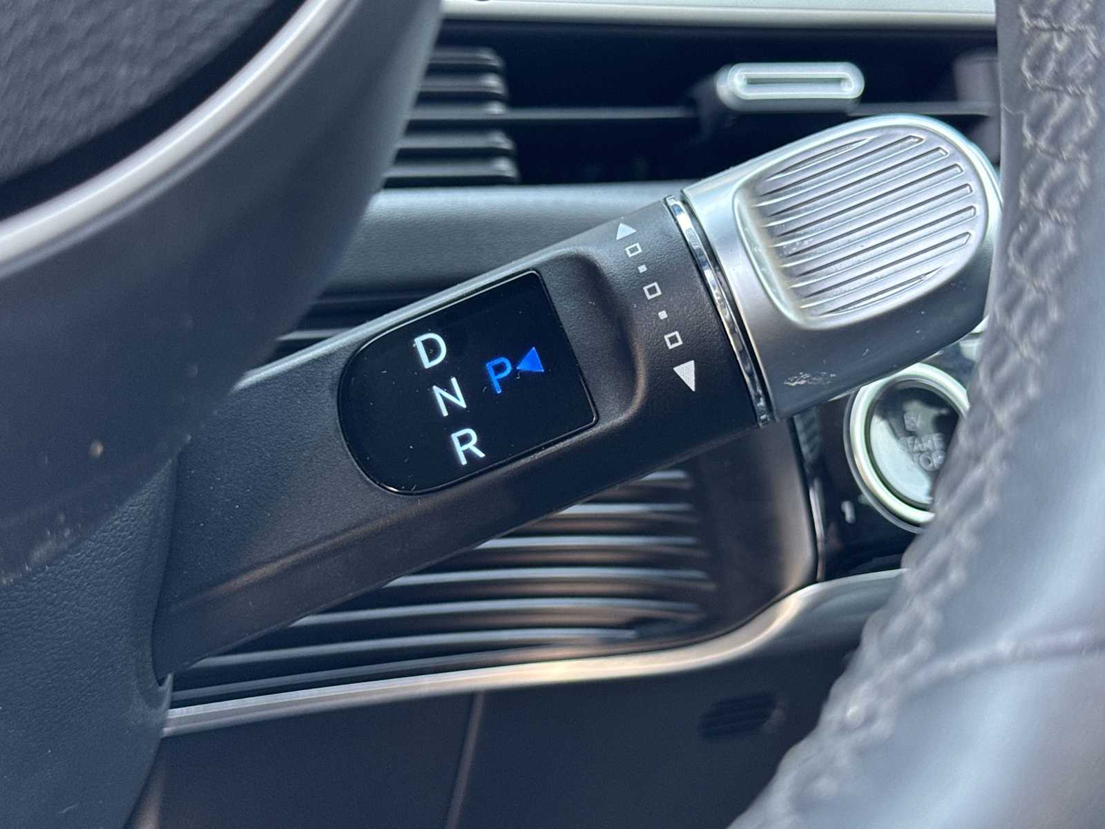 Thumbnail: 2023 Hyundai Ioniq 5 - 25