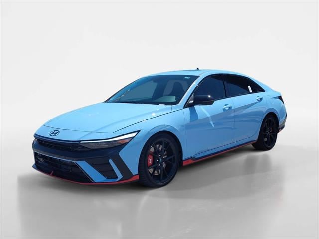 2025 Hyundai Elantra SE 2