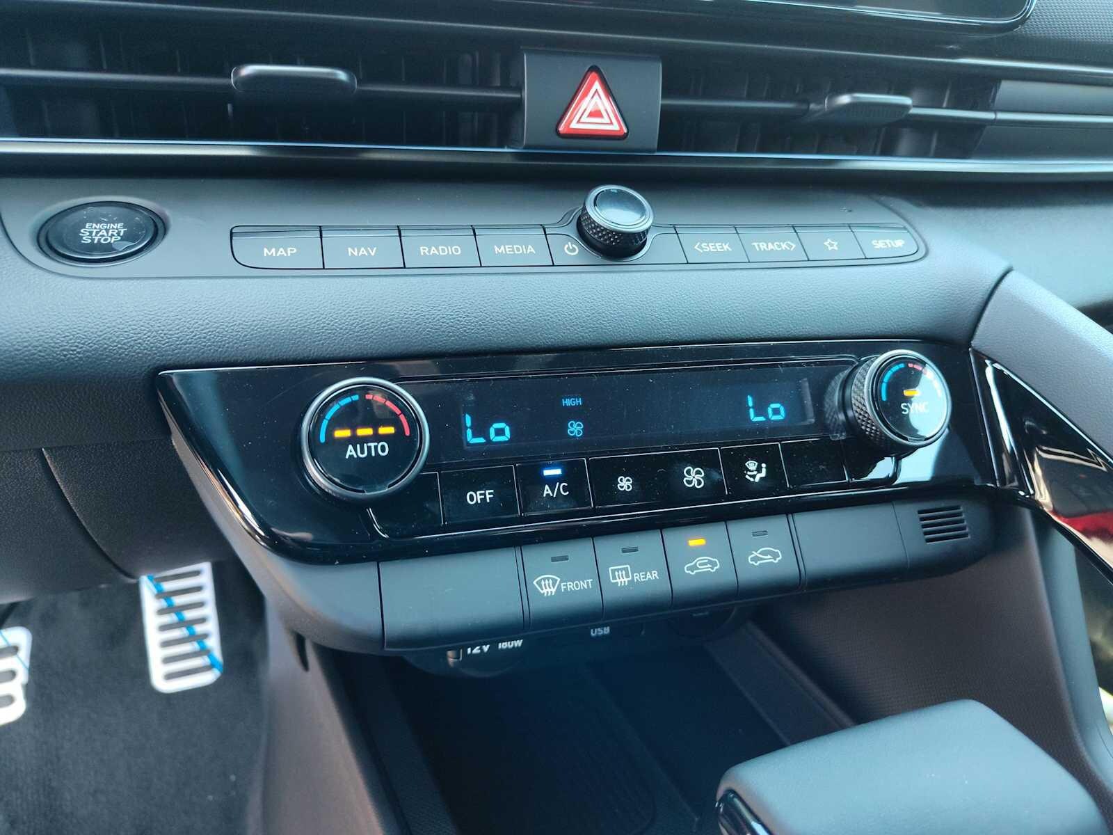 Thumbnail: 2025 Hyundai Elantra - 20