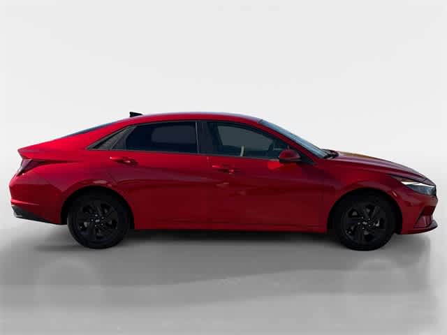 Thumbnail: 2022 Hyundai Elantra - 6