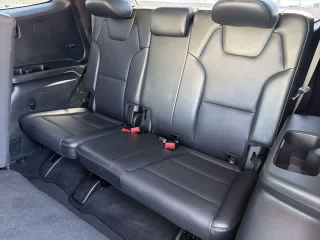 Thumbnail: 2020 Kia Telluride - 11