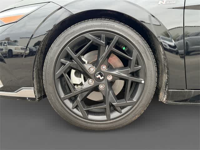 Thumbnail: 2025 Hyundai Elantra - 16