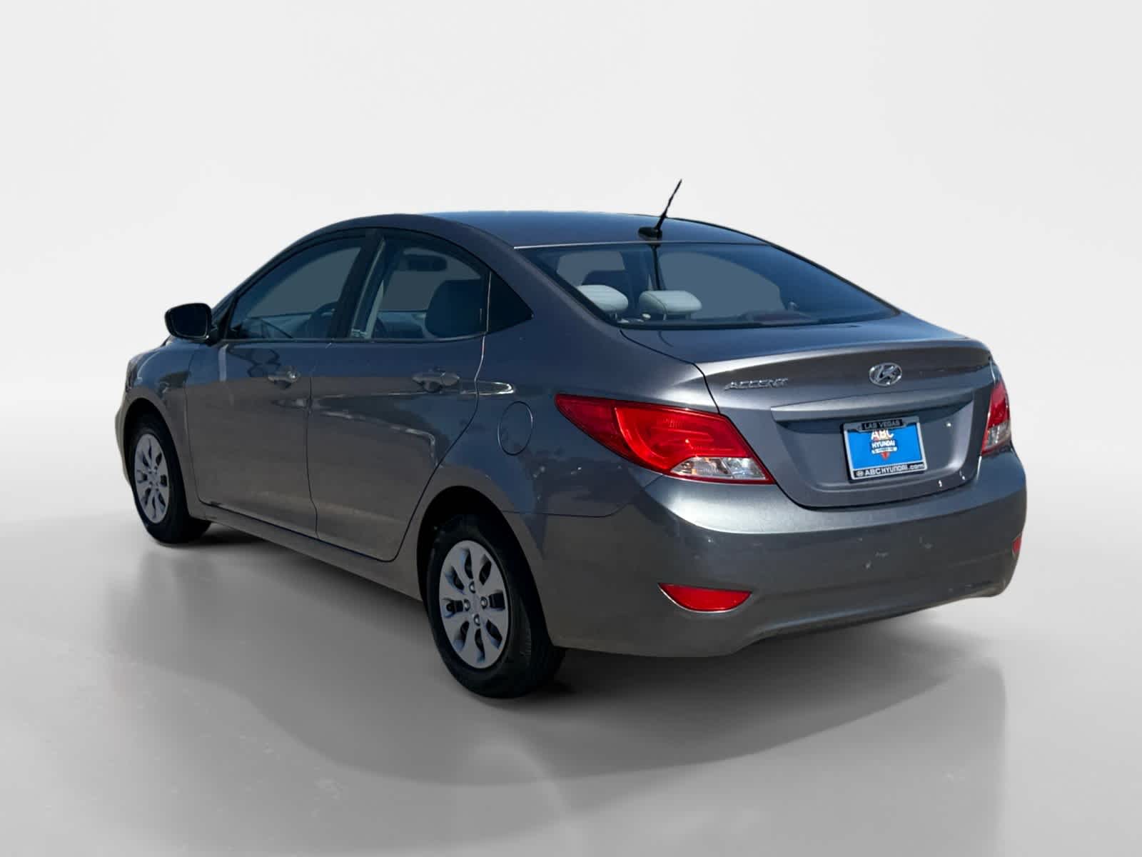 Thumbnail: 2016 Hyundai Accent - 3