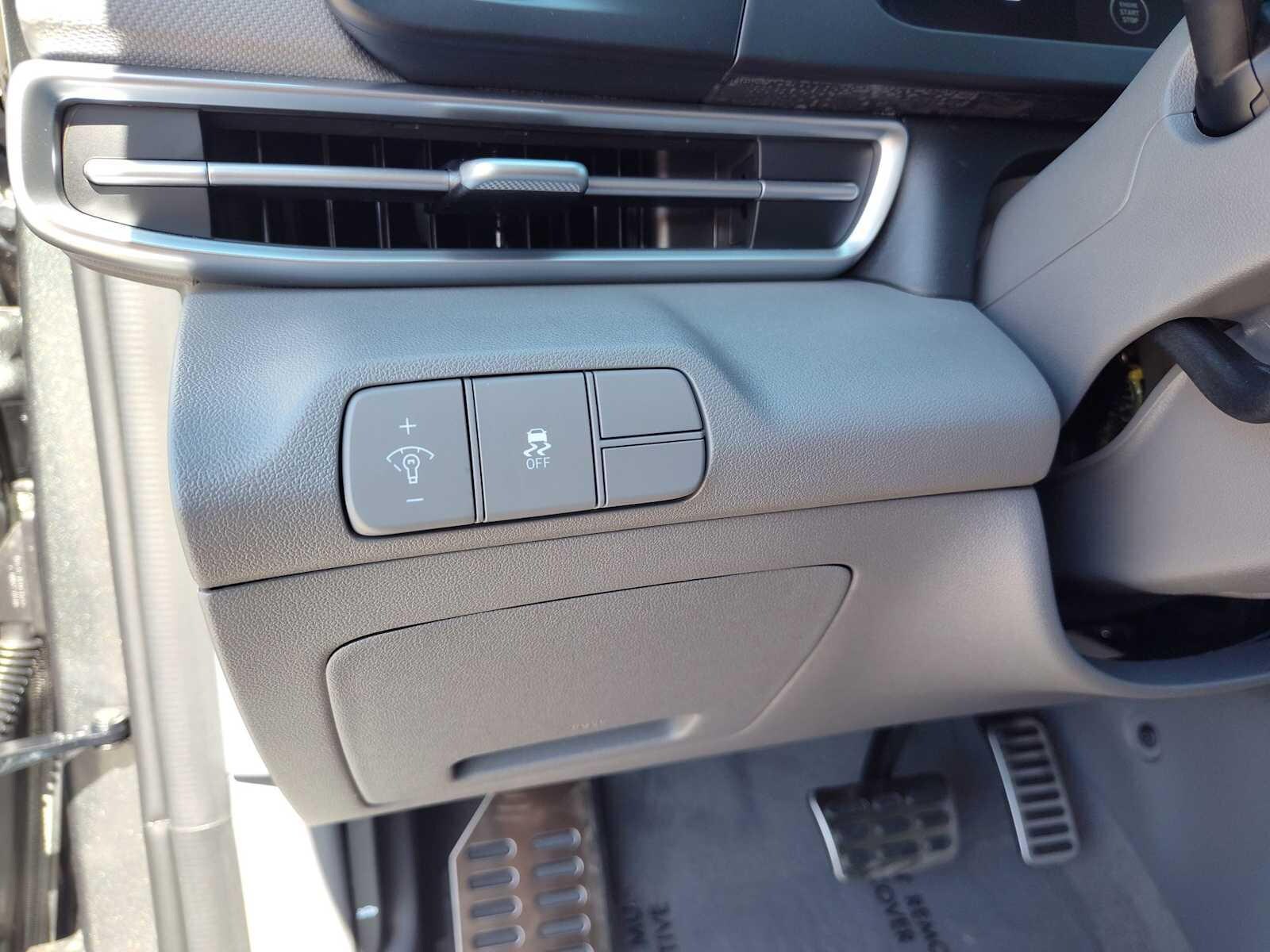 Thumbnail: 2025 Hyundai Elantra - 14