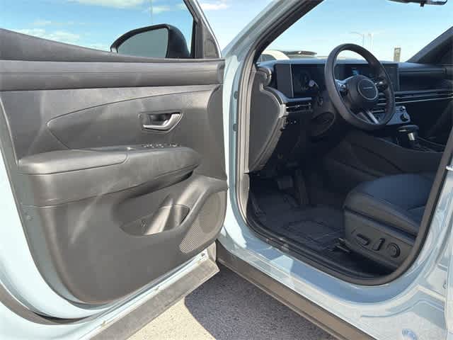 Thumbnail: 2025 Hyundai Santa Cruz - 10