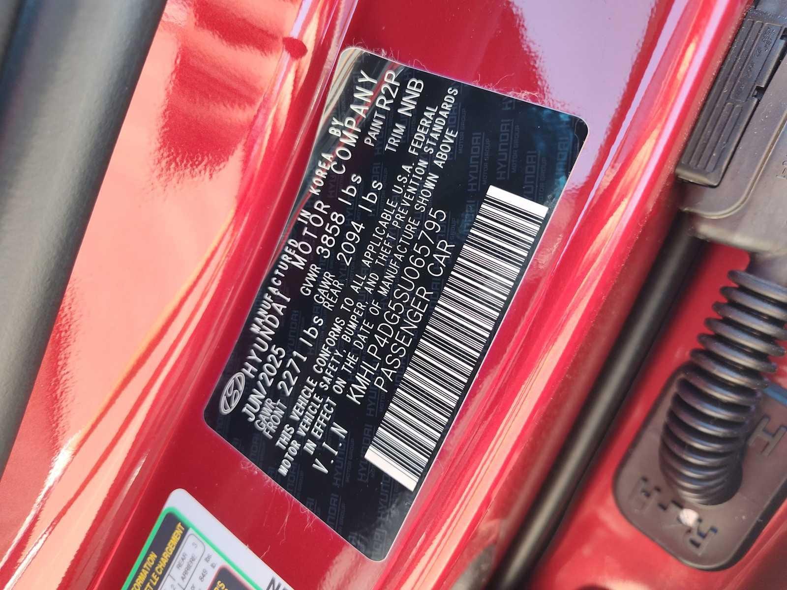 Thumbnail: 2025 Hyundai Elantra - 28