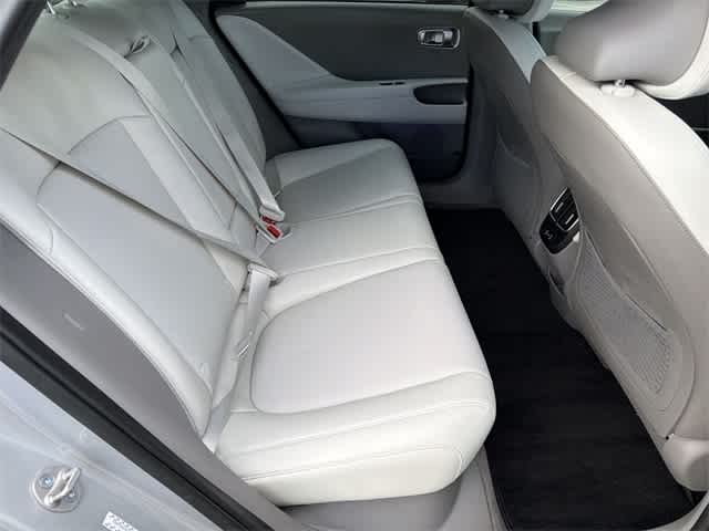 Thumbnail: 2023 Hyundai Ioniq 6 - 19