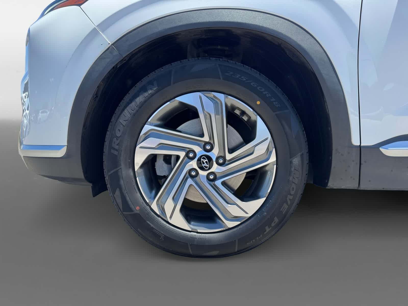 Thumbnail: 2022 Hyundai Santa Fe - 18