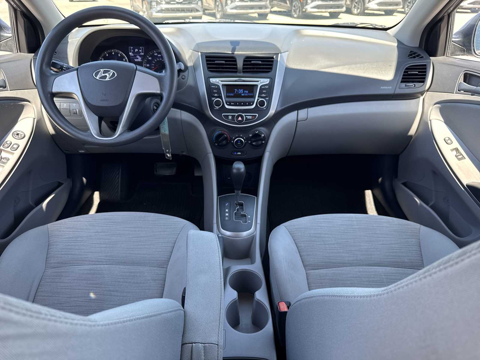 Thumbnail: 2016 Hyundai Accent - 9