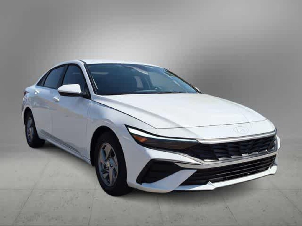 New 2026 Hyundai Elantra SE Sedan
