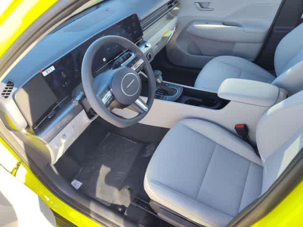 New 2027 Hyundai Kona SE FWD SUV