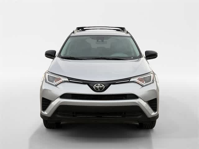 Thumbnail: 2017 Toyota RAV4 - 10