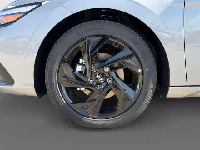 Thumbnail: 2026 Hyundai Elantra - 9