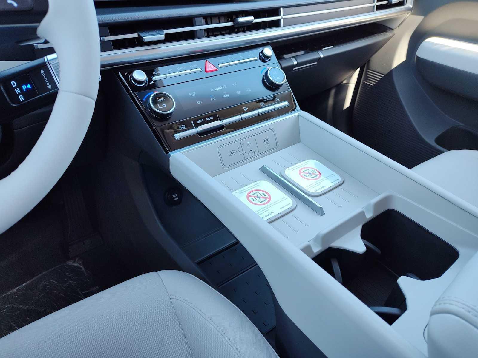 Thumbnail: 2026 Hyundai Santa Fe - 24