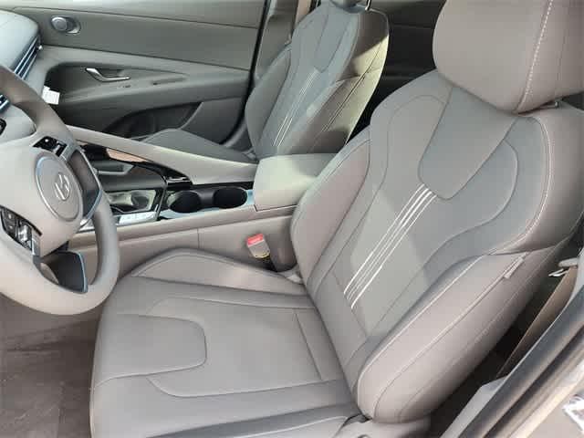 Thumbnail: 2026 Hyundai Elantra - 13