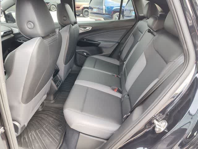 Thumbnail: 2023 Volkswagen ID.4 - 12