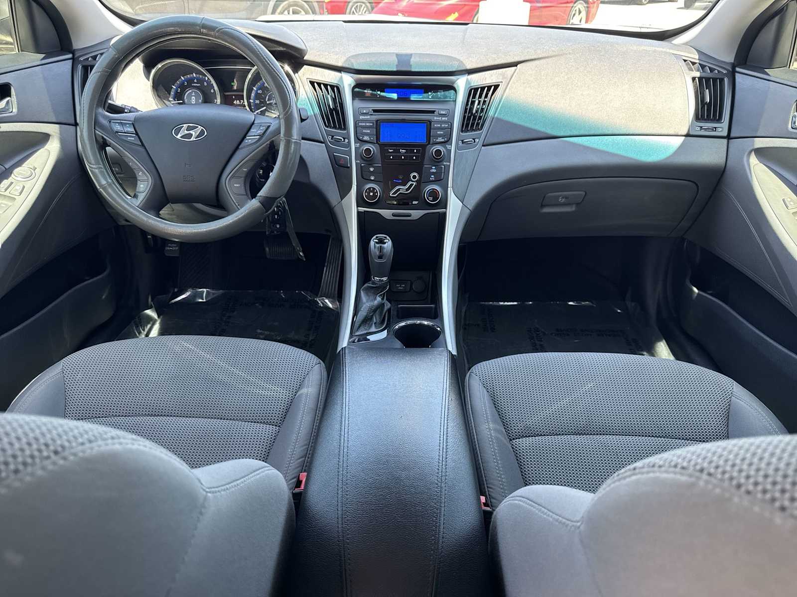 Thumbnail: 2013 Hyundai Sonata - 12