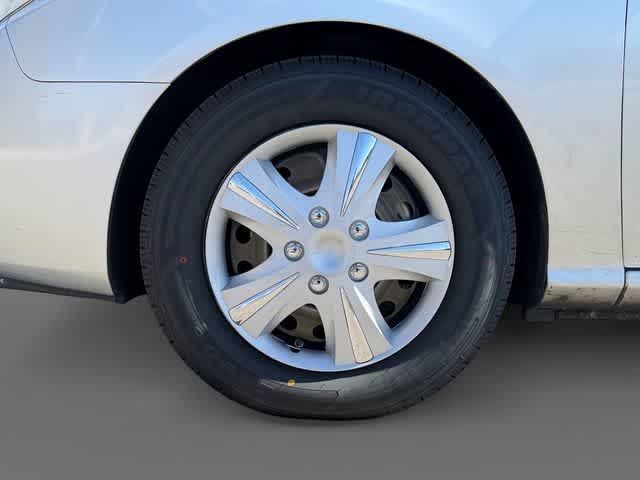 Thumbnail: 2010 Hyundai Elantra - 9