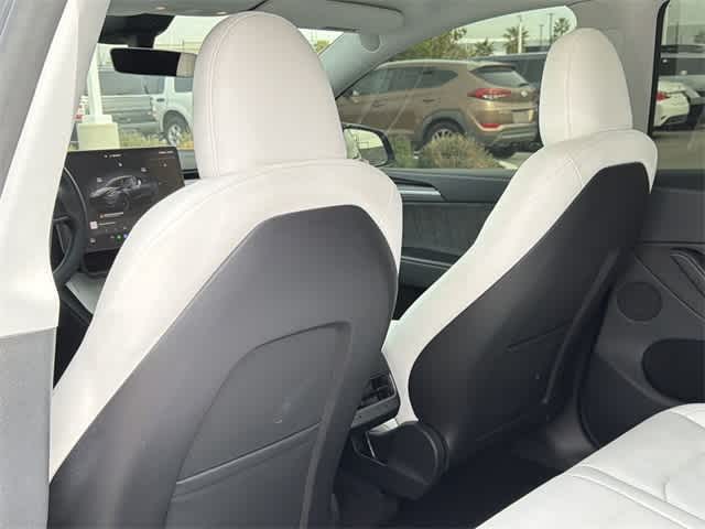 Thumbnail: 2024 Tesla Model Y - 15