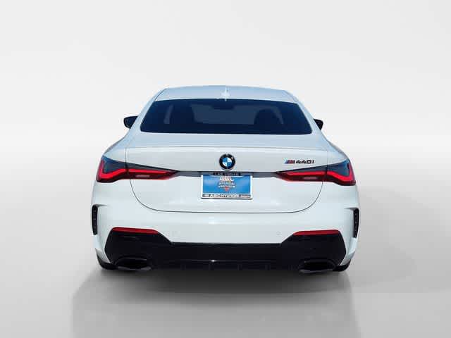 Thumbnail: 2022 BMW 4 Series - 4