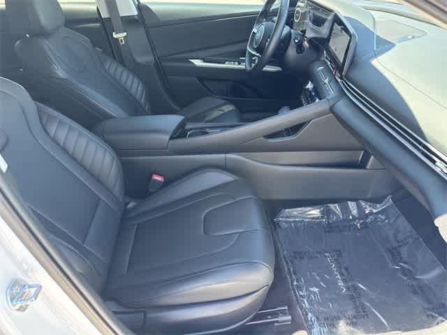 Thumbnail: 2025 Hyundai Elantra - 23