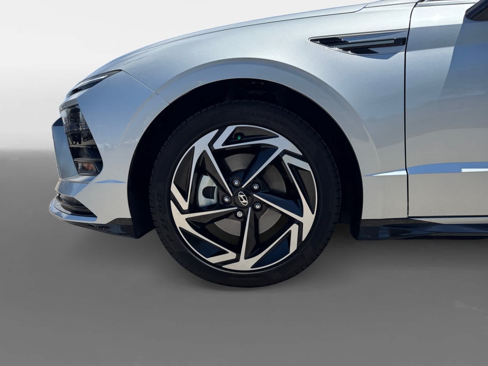 Thumbnail: 2024 Hyundai Sonata - 13